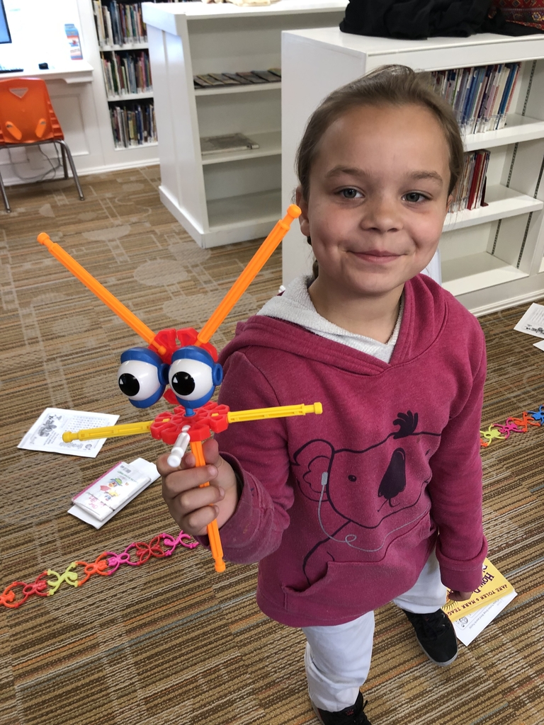 Building with STEM materials at the Columbia Public Library